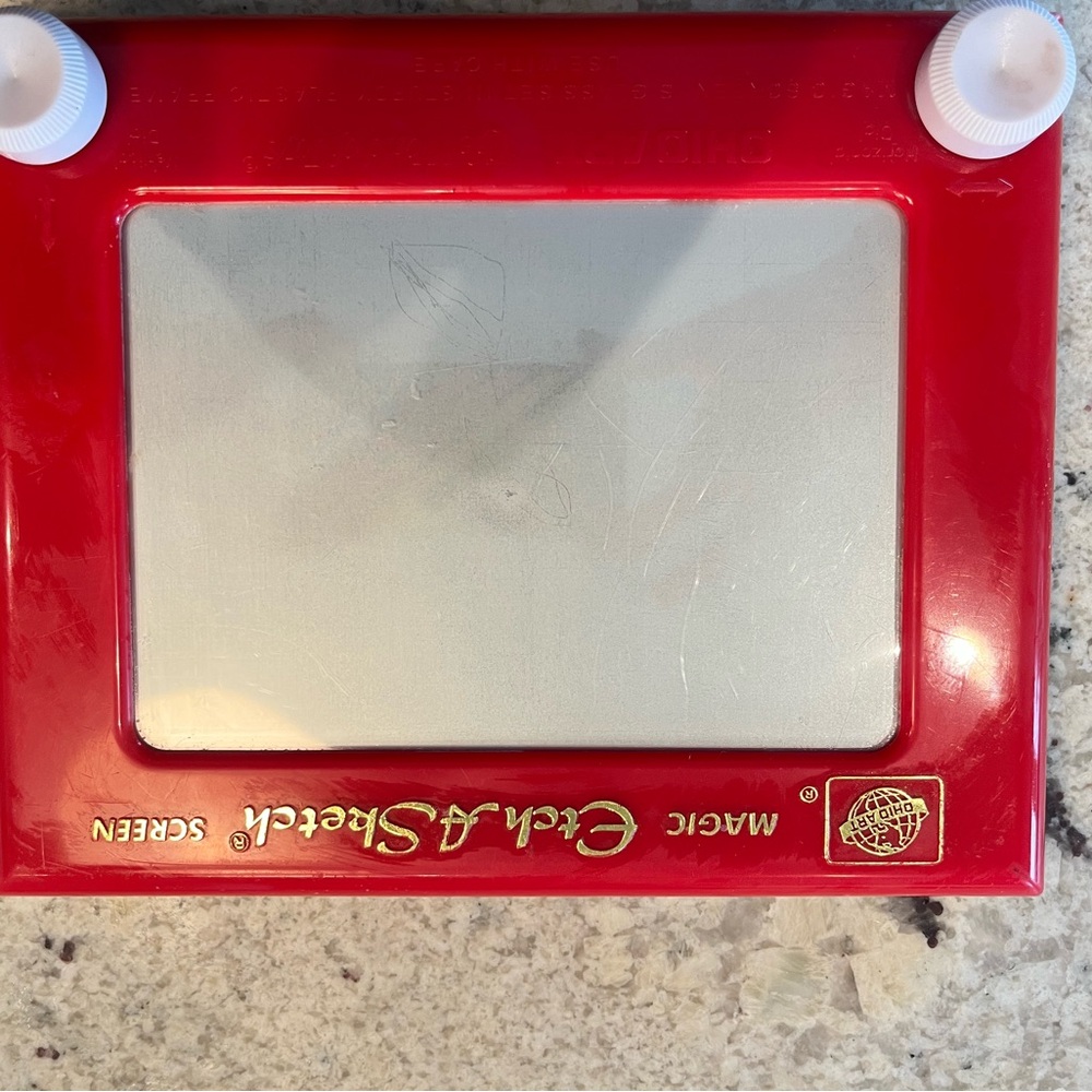 Magic Etch A Sketch Screen - Red